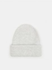 Czapka beanie - szary. Szare czapki damskie Sinsay, bez wzorów. Za 19.99 zł.