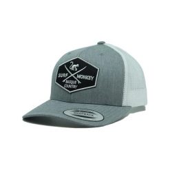 Czapka Trucker - 6 paneli / Uniwersalny rozmiar (Szary/Biały). Szare czapki damskie SURF MONKEY, z aplikacjami, sportowe. Za 179.95 zł.