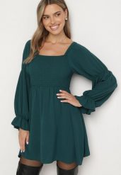 Ciemnozielona Rozkloszowana Sukienka z Elastyczną Górą i Falbankami przy Rękawach Saviella. Zielone sukienki damskie Born2be, na co dzień, bez wzorów, z jeansu, eleganckie, bez kołnierzyka, bez ramiączek, mini, rozkloszowane. Za 59.99 zł.