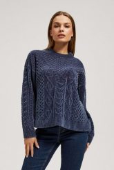 Sweter z ozdobnym splotem granatowy. Niebieskie swetry nierozpinane damskie MOODO, l, bez wzorów, z poliesteru, bez kołnierzyka, bez ramiączek. W wyprzedaży za 69.99 zł.