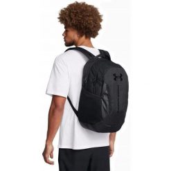 Plecak miejski sportowy Under Armour HUSTLE 6.0. Czarne plecaki męskie Under Armour, bez wzorów, sportowe. W wyprzedaży za 159.99 zł.