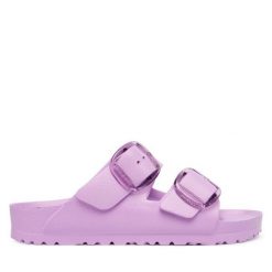 Klapki Birkenstock. Fioletowe klapki damskie Birkenstock, bez wzorów, bez obcasa, bez zapięcia. Za 279.99 zł.