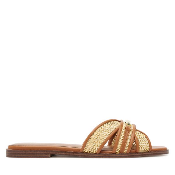 Klapki TWINSET. Brązowe klapki damskie Twinset, bez wzorów, bez obcasa, bez zapięcia. Za 899.99 zł.