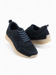 Lekkie męskie sneakersy zamszowe w stylu sportowym – granatowe V2 OM-FOSL-0205 - 45. Niebieskie buty sportowe męskie Ombre Clothing, bez wzorów, z gumy, bez zapięcia. W wyprzedaży za 139.99 zł.
