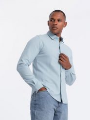 Męska dzianinowa koszula SLIM FIT z długim rękawem – błękitna V3 OM-SHCS-0177 - XXL. Niebieskie koszule męskie Ombre Clothing, l, bez wzorów, z bawełny, bez kołnierzyka, bez ramiączek. W wyprzedaży za 109.99 zł.