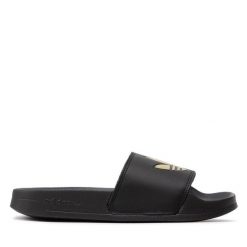 Klapki adidas. Czarne klapki damskie Adidas, bez wzorów, sportowe, bez obcasa, bez zapięcia. Za 139.99 zł.