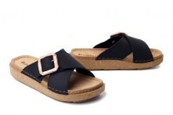 INBLU ED-15 014 czarny, klapki damskie. Czarne klapki damskie Inblu, na lato, bez wzorów, bez obcasa, bez zapięcia. Za 104.90 zł.