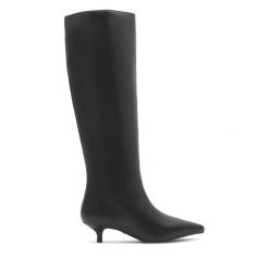 Kozaki GINO ROSSI. Czarne kozaki damskie Gino Rossi, bez wzorów, bez obcasa, na szpilce, bez zapięcia. Za 529.99 zł.