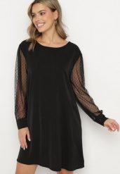 Czarna Trapezowa Sukienka z Transparentnymi Rękawami i Wycięciem na Plecach Sannara. Czarne sukienki damskie Born2be, na co dzień, bez wzorów, z jeansu, eleganckie, bez kołnierzyka, bez ramiączek, mini, proste. Za 89.99 zł.