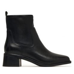 Botki Aldo. Czarne botki damskie Aldo, bez wzorów, bez obcasa, na słupku, bez zapięcia. Za 679.99 zł.