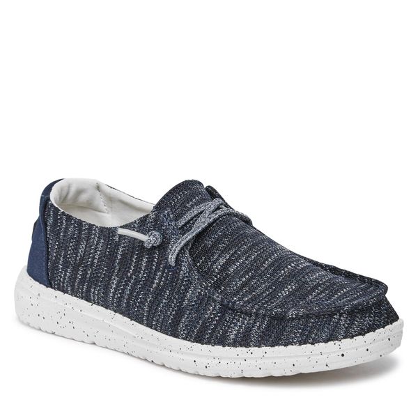 Półbuty Hey Dude. Niebieskie półbuty damskie Hey dude, bez wzorów, bez obcasa, na płaskiej podeszwie, bez zapięcia. Za 259.99 zł.