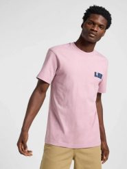MESKA KOSZULKA LEE WW GRAPHIC TEE SOFT MAUVE 112364592. Fioletowe t-shirty męskie Lee, m, bez wzorów, bez kołnierzyka, bez ramiączek. Za 79.99 zł.