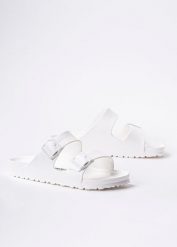 Birkenstock Arizona Essentials Klapki damskie białe. Białe klapki damskie Birkenstock, bez wzorów, młodzieżowe, bez obcasa, bez zapięcia. Za 229.99 zł.