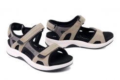 JOSEF SEIBEL 97302 TE380 611 Estelle 02 mint-kombi, sandaly damskie. Zielone sandały damskie Josef Seibel, bez wzorów, ze skóry, bez obcasa, bez zapięcia. Za 348.42 zł.