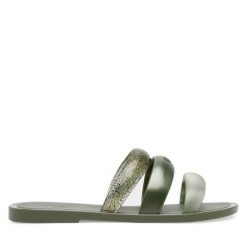Klapki Melissa. Zielone klapki damskie Melissa, bez wzorów, bez obcasa, bez zapięcia. Za 269.99 zł.