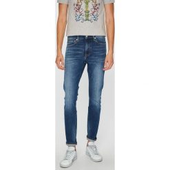 Calvin Klein Jeans - Jeansy. Niebieskie jeansy męskie Calvin Klein Jeans, z bawełny. W wyprzedaży za 319.90 zł.