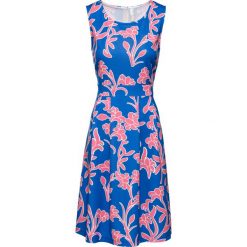 Sukienka w kwiatowy deseń bonprix niebiesko-pomarańczowy w kwiaty. Niebieskie sukienki damskie bonprix, bez wzorów, bez kołnierzyka, bez ramiączek. Za 71.99 zł.