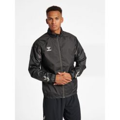Kurtka Hummel hmllead hmlPRO training /windbreaker. Czarne kurtki męskie Hummel, m, bez wzorów, sportowe, bez kaptura. W wyprzedaży za 294.15 zł.