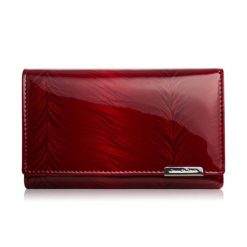 Czerwony skórzany portfel damski lakierowany SP-17-RD. Czerwone portfele damskie Paolo Peruzzi, z lakierowanej skóry. Za 99.00 zł.