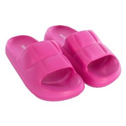 Klapki z gumą balonową Softee w kolorze różowym. Czerwone klapki damskie Softee, bez wzorów, z gumy, bez zapięcia. Za 145.99 zł.
