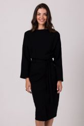 Dzianinowa Sukienka Midi z Paskiem - Czarna. Czarne sukienki damskie MOE, l, bez wzorów, z bawełny, bez kołnierzyka, bez ramiączek, midi. Za 384.90 zł.