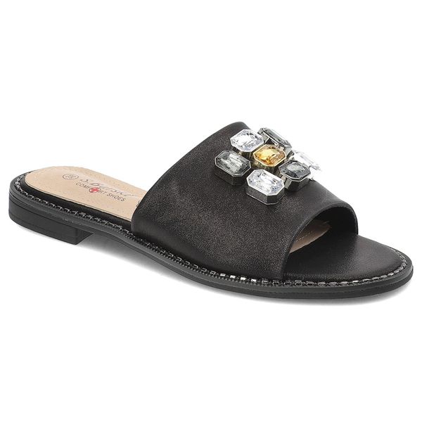 Czarne Klapki S.Barski Modne Obuwie Damskie Z Ozdobami. Czarne klapki damskie S.BARSKI, bez wzorów, bez obcasa, na płaskiej podeszwie, bez zapięcia. Za 109.00 zł.