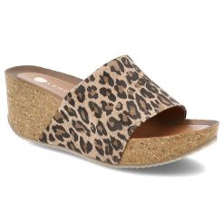Beżowe Klapki Armodo Stylowe Obuwi Damskie Lampart. Brązowe klapki damskie Armodo, na lato, bez wzorów, z jeansu, eleganckie, bez obcasa, na koturnie, bez zapięcia. Za 259.00 zł.