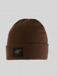 4F Czapka beanie męska - brązowa Uniwersalny. Brązowe czapki męskie 4F, na zimę, bez wzorów, z dzianiny. Za 49.99 zł.