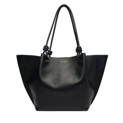 Torebka Coccinelle. Czarne shopperki damskie Coccinelle, bez wzorów, bez dodatków. Za 1,539.00 zł.