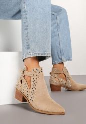 Ciemnobeżowe Botki na Obcasie w Stylu Kowbojek z Wycięciem i Nitami Eleavira. Brązowe botki damskie Born2be, bez wzorów, z jeansu, eleganckie, bez obcasa, na obcasie, bez zapięcia. Za 119.99 zł.