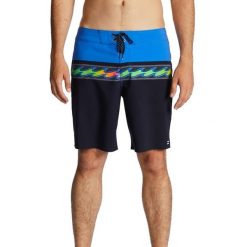 Szorty kąpielowe męskie Billabong Momentum Pro. Czarne kąpielówki męskie Billabong, m, bez wzorów. Za 149.99 zł.