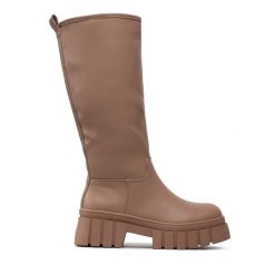 Kozaki DeeZee. Czarne kozaki damskie DeeZee, bez wzorów, bez obcasa, na płaskiej podeszwie, bez zapięcia. Za 229.99 zł.