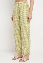 Żółte Spodnie w Geometryczny Print z Wysokim Stanem Lolla. Żółte spodnie materiałowe damskie Born2be, bez wzorów, z jeansu, eleganckie, z podwyższonym stanem. Za 24.99 zł.