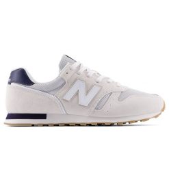 Buty unisex New Balance M3735I3 – szare. Szare buty sportowe męskie New Balance, bez wzorów, z gumy, bez zapięcia. Za 299.99 zł.