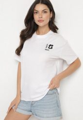 Biało-Niebieski Bawełniany T-shirt z Napisami Hallena. Białe t-shirty damskie Born2be, l, bez wzorów, z bawełny, biznesowe, bez kołnierzyka, bez ramiączek. Za 49.99 zł.
