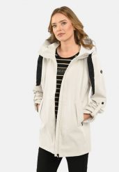 Prosty, krótki płaszcz J-TWIGGY. Białe płaszcze damskie Volcano, plus size, bez wzorów, z materiału, klasyczne, bez kołnierzyka, bez kaptura. Za 329.99 zł.