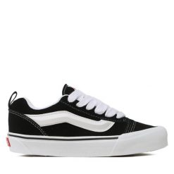 Tenisówki Vans. Czarne trampki i tenisówki damskie Vans, bez wzorów, bez zapięcia. Za 279.99 zł.