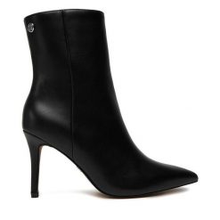 Botki Nine West. Czarne botki damskie Nine West, bez wzorów, bez obcasa, na szpilce, bez zapięcia. Za 279.99 zł.