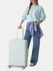 Reebok Walizka średnia CEO-RBK-WAL-027-M Niebieski. Niebieskie walizki damskie Reebok, bez wzorów, z tworzywa sztucznego, średnie. Za 319.99 zł.