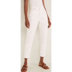 Mango - Jeansy Mom. Białe jeansy damskie Mango, bez wzorów, z bawełny. Za 119.90 zł.