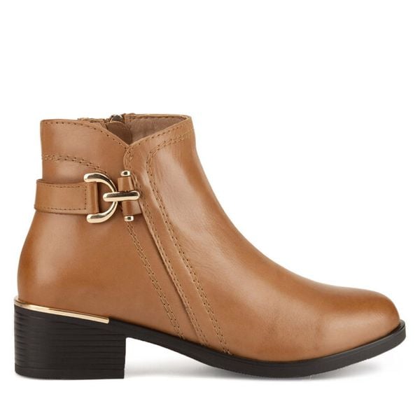 Botki Lasocki. Brązowe botki damskie Lasocki, bez wzorów, bez obcasa, na słupku, bez zapięcia. Za 259.99 zł.