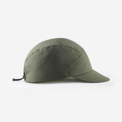 Czapka trekkingowa z daszkiem Forclaz MT500 kompaktowa. Szare czapki damskie FORCLAZ, bez wzorów, z elastanu, sportowe. Za 39.99 zł.