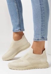 Beżowe Buty Sportowe Khlorestra. Brązowe obuwie sportowe damskie Born2be, z aplikacjami, z jeansu, bez zapięcia. Za 49.99 zł.