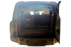 Torby Do Bagażnika Land Rover Defender 90 2019+ 2Szt Kjust. Czarne torby podróżne damskie KJUST, bez wzorów, z kauczuku. Za 521.00 zł.