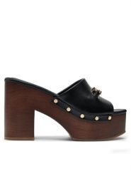Guess Klapki Qille FLTQUI ELE01 Czarny. Czarne klapki damskie Guess, z aplikacjami, ze skóry, bez obcasa, bez zapięcia. Za 459.99 zł.