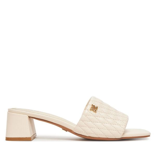 Klapki Nine West. Brązowe klapki damskie Nine West, bez wzorów, bez obcasa, bez zapięcia. Za 179.99 zł.