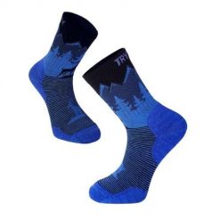 Skarpety trekkingowe z wełny merynosów z alpejskim niebieskim wzorem Koziorożca. Niebieskie skarpetki damskie TRY TO FLY, bez wzorów, z wełny. W wyprzedaży za 83.57 zł.