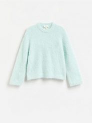 Sweter z dodatkiem alpaki i wełny - jasnoturkusowy. Niebieskie swetry nierozpinane damskie Reserved, l, bez wzorów, z dzianiny, bez kołnierzyka, bez ramiączek. Za 329.99 zł.