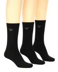 Skarpety męskie Emporio Armani Calza 3-Pack. Czarne skarpety męskie Emporio Armani Connected, bez wzorów, z bawełny. Za 126.31 zł.