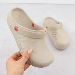 Klapki damskie chodaki beżowe Big Star II275012. Brązowe klapki damskie BIG STAR, bez wzorów, z materiału, retro, bez obcasa, bez zapięcia. Za 69.99 zł.